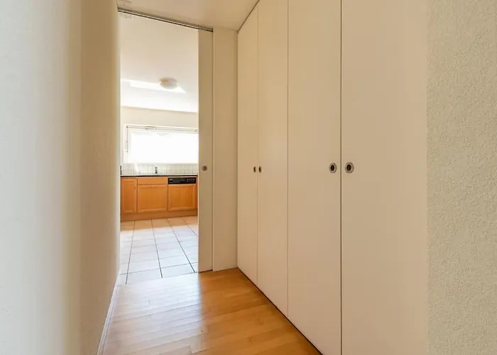 Lakeside-apartment-1 Grand Familial Avec 2 Terrasses Et Vue Panoramique شقة