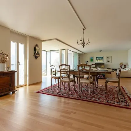 Lakeside-apartment-1 Grand Familial Avec 2 Terrasses Et Vue Panoramique דירה וואי